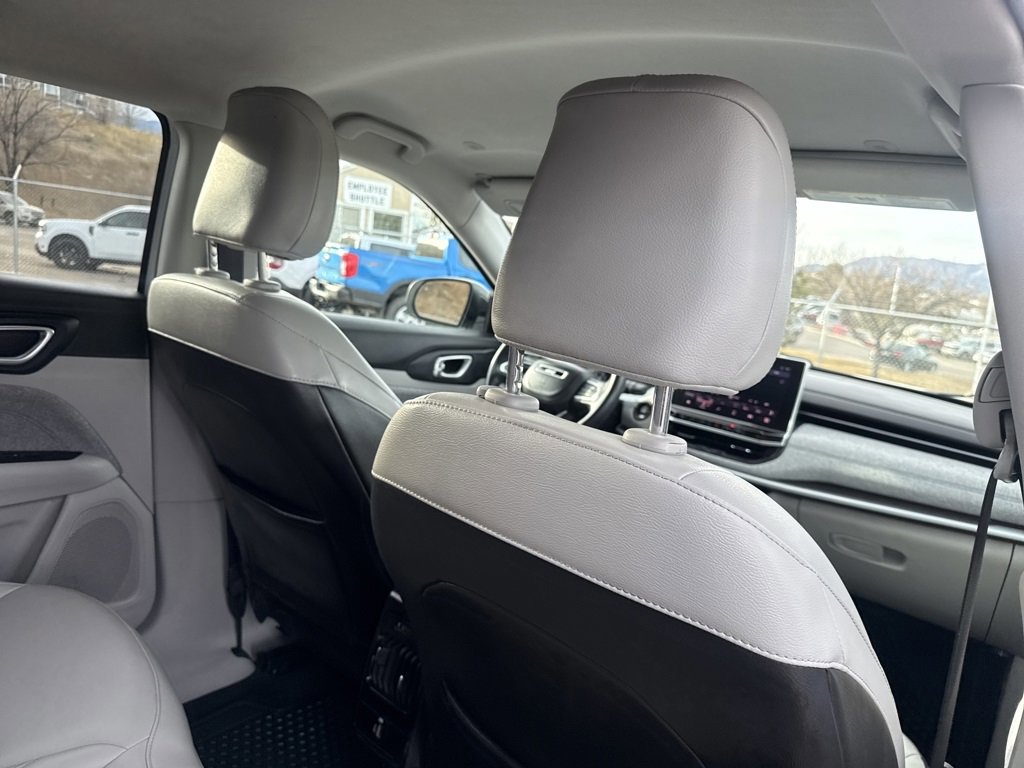 Used 2022 Jeep Compass Latitude w/ Convenience Group image 27