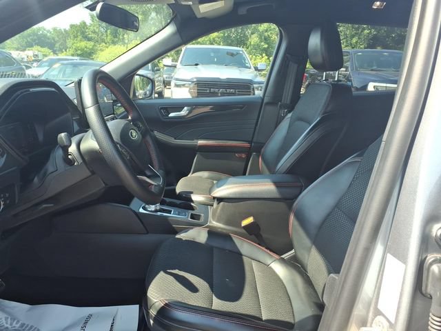 Certified 2024 Ford Escape ST-Line Select w/ Tech Pack #1 AWD/4WD image 12