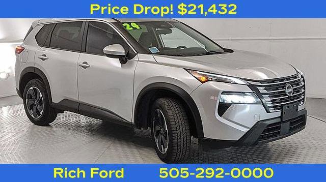 Used 2024 Nissan Rogue SV image 6