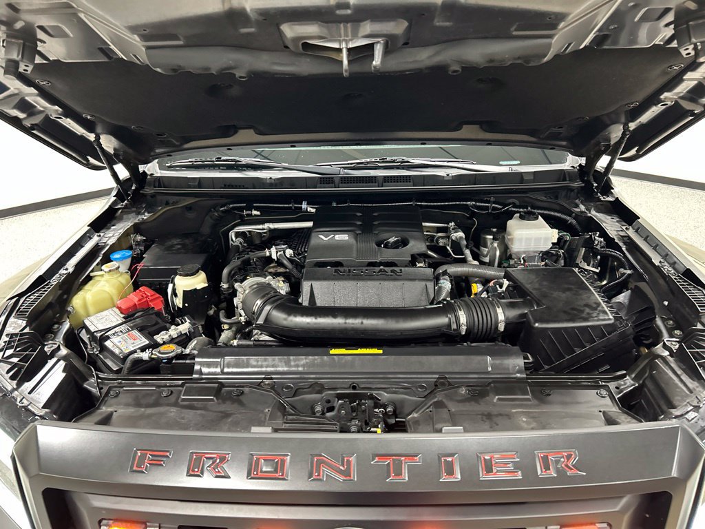 Used 2023 Nissan Frontier PRO-4X w/ Technology Package AWD/4WD image 29