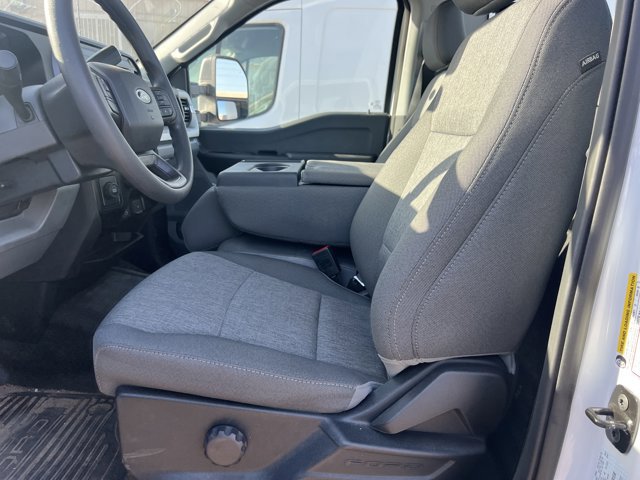 Certified 2025 Ford F350 XL w/ XL Chrome Package RWD image 12