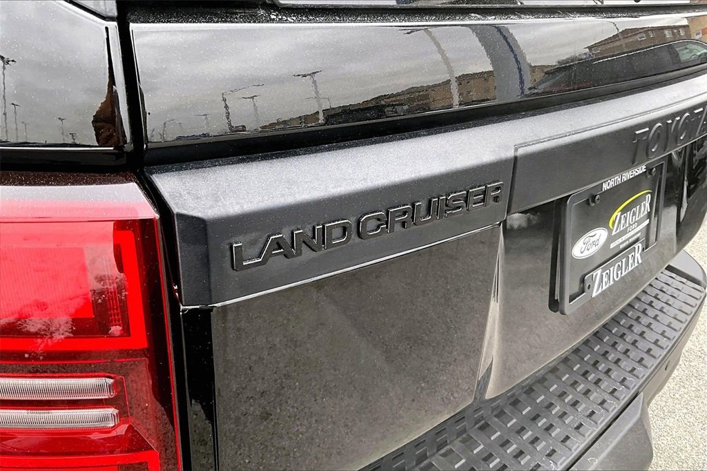 Used 2025 Toyota Land Cruiser 1958 image 8