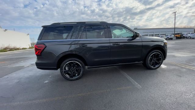 Certified 2022 Ford Expedition Limited AWD/4WD image 11
