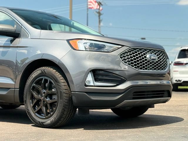 Certified 2024 Ford Edge SEL w/ Convenience Package AWD/4WD image 28