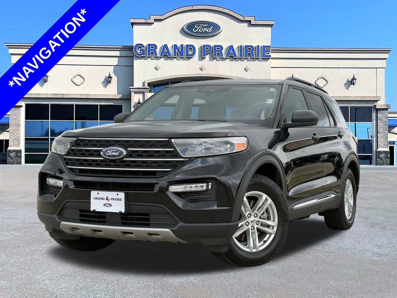 Certified 2022 Ford Explorer XLT w/ Equipment Group 202A