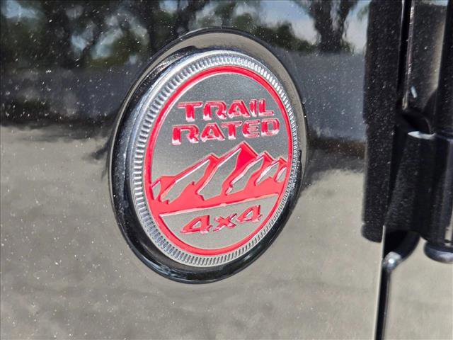 Used 2022 Jeep Wrangler Unlimited Rubicon w/ Cold Weather Group AWD/4WD image 6