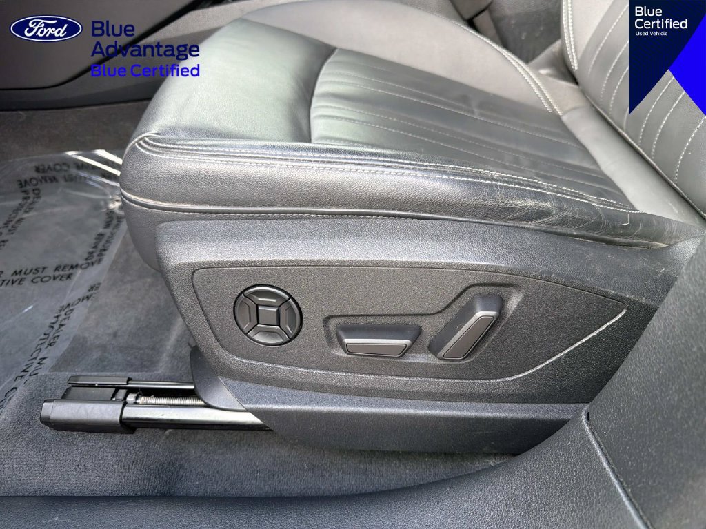 Used 2024 Audi Q8 e-tron Premium AWD/4WD image 19