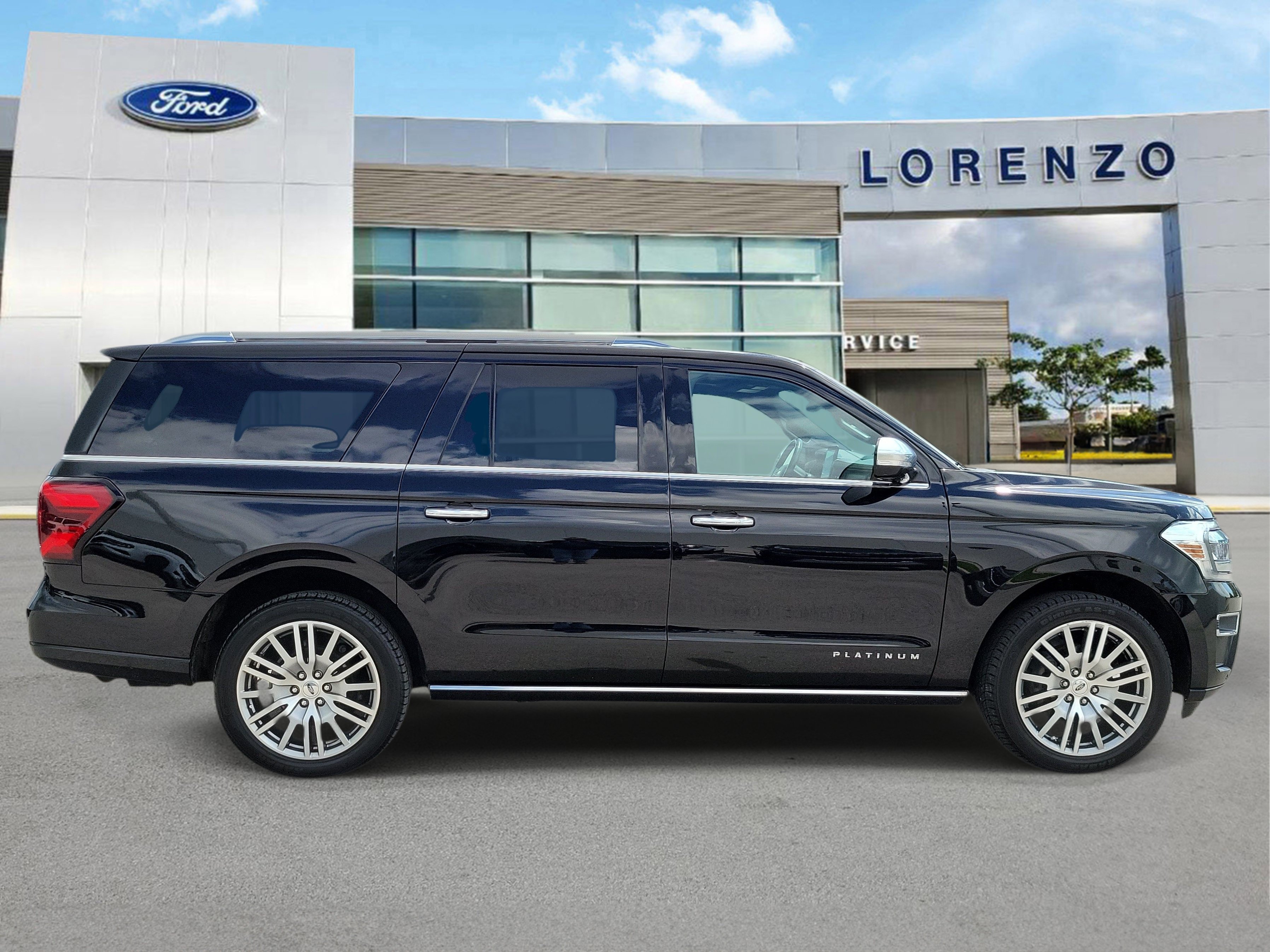 Certified 2023 Ford Expedition Max Platinum RWD image 4