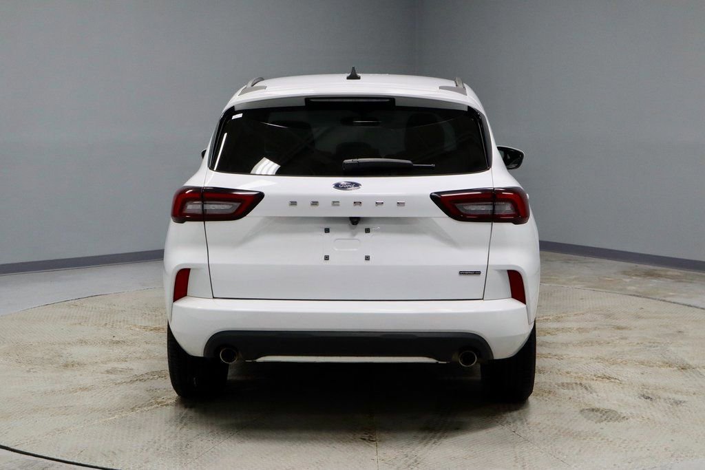 Certified 2023 Ford Escape ST-Line Select image 4