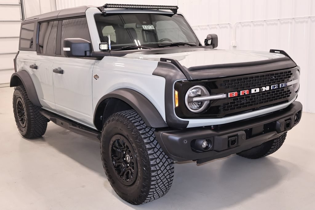 Certified 2023 Ford Bronco Wildtrak AWD/4WD image 4
