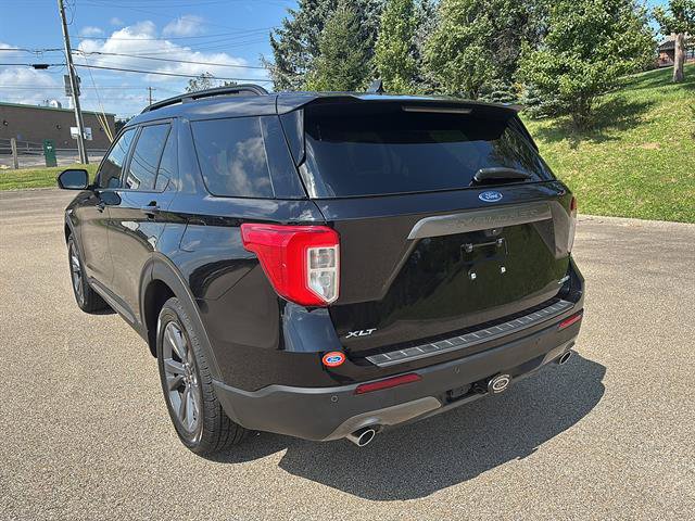 Certified 2023 Ford Explorer XLT w/ Equipment Group 202A AWD/4WD image 2