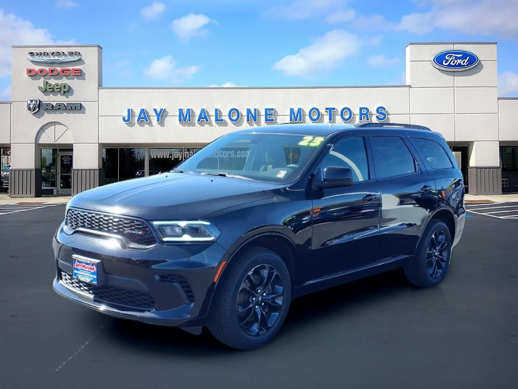 Used 2023 Dodge Durango GT w/ Blacktop Package AWD/4WD image 9