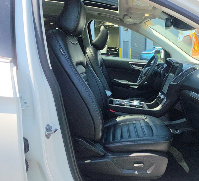 Certified 2023 Ford Edge SEL w/ Convenience Package AWD/4WD image 11