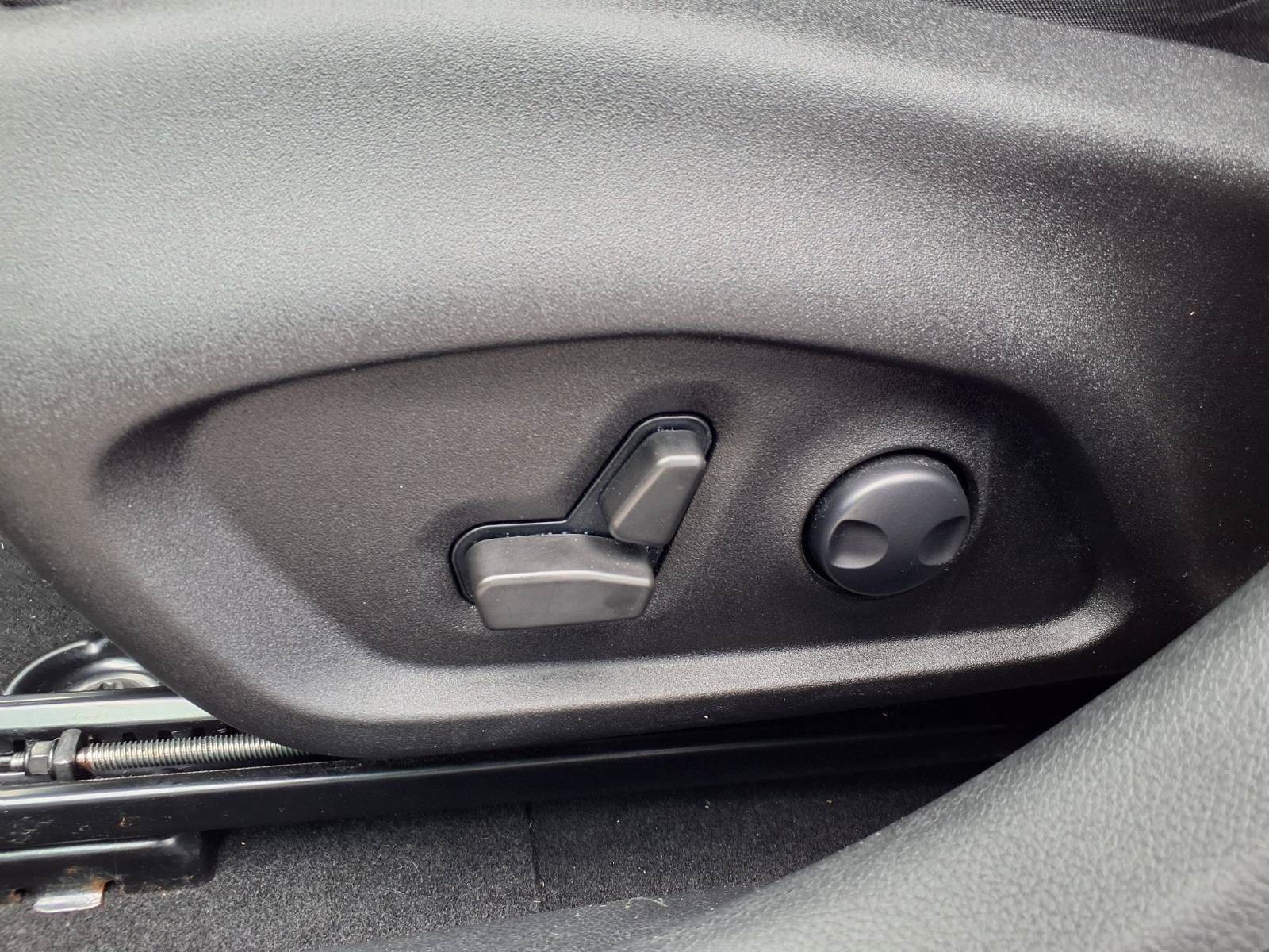 Used 2023 Jeep Renegade Limited AWD/4WD image 23