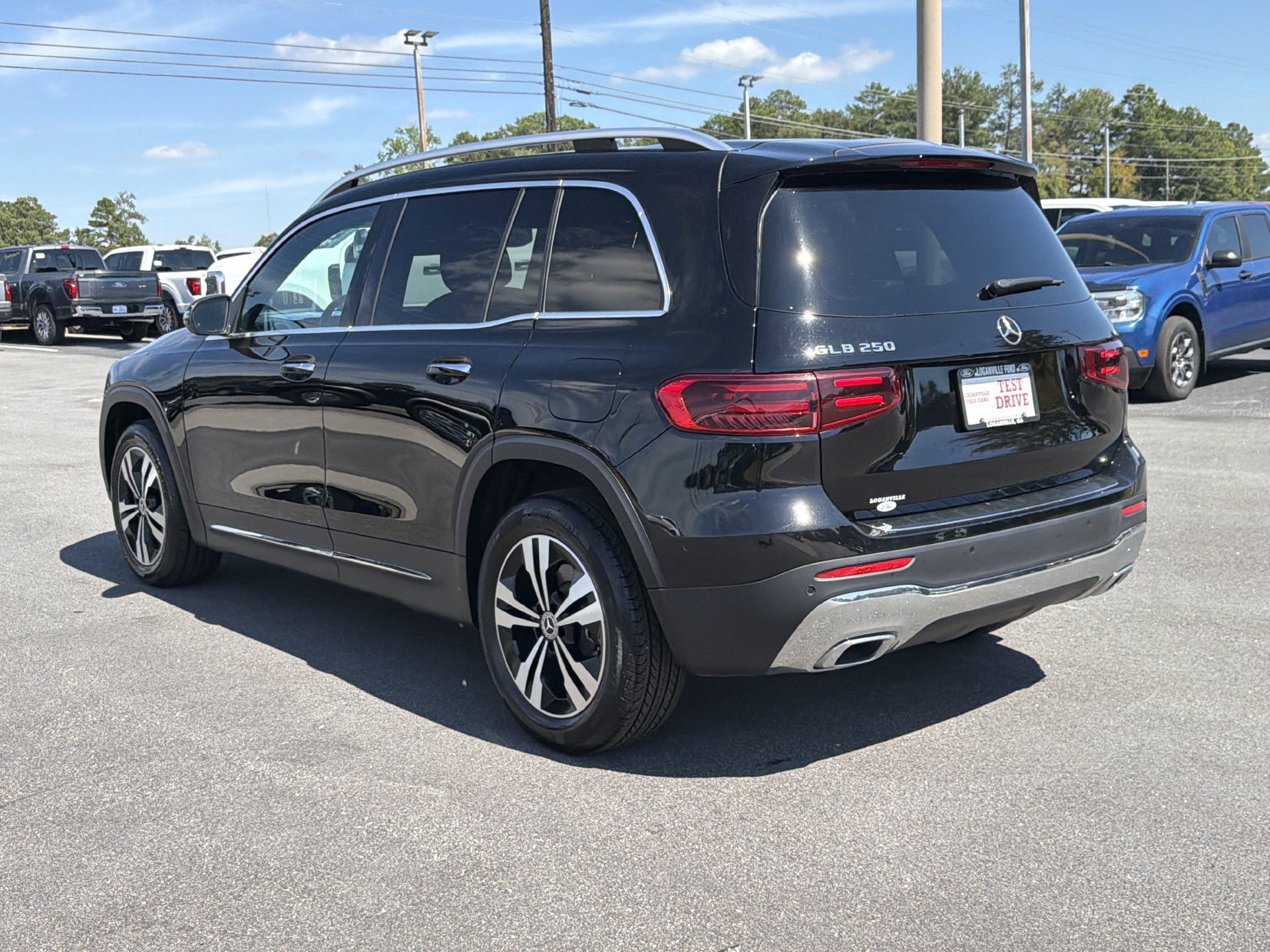 Used 2025 Mercedes-Benz GLB 250 image 25