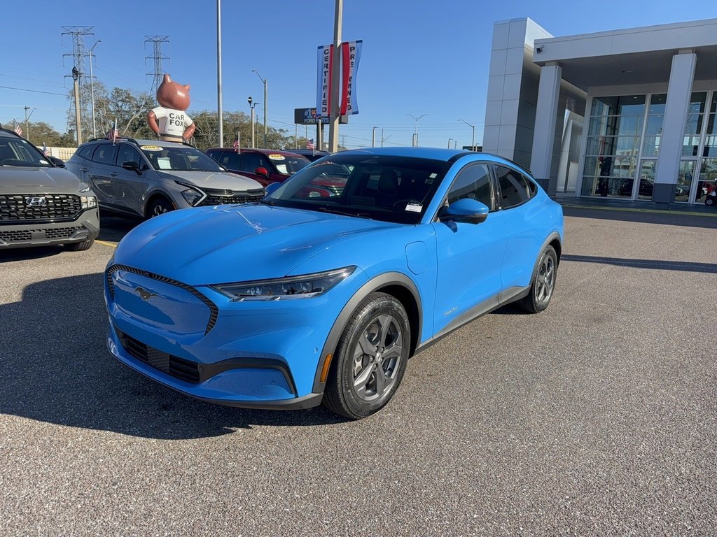 Certified 2022 Ford Mustang Mach-E Select w/ Comfort/Technology Package image 5