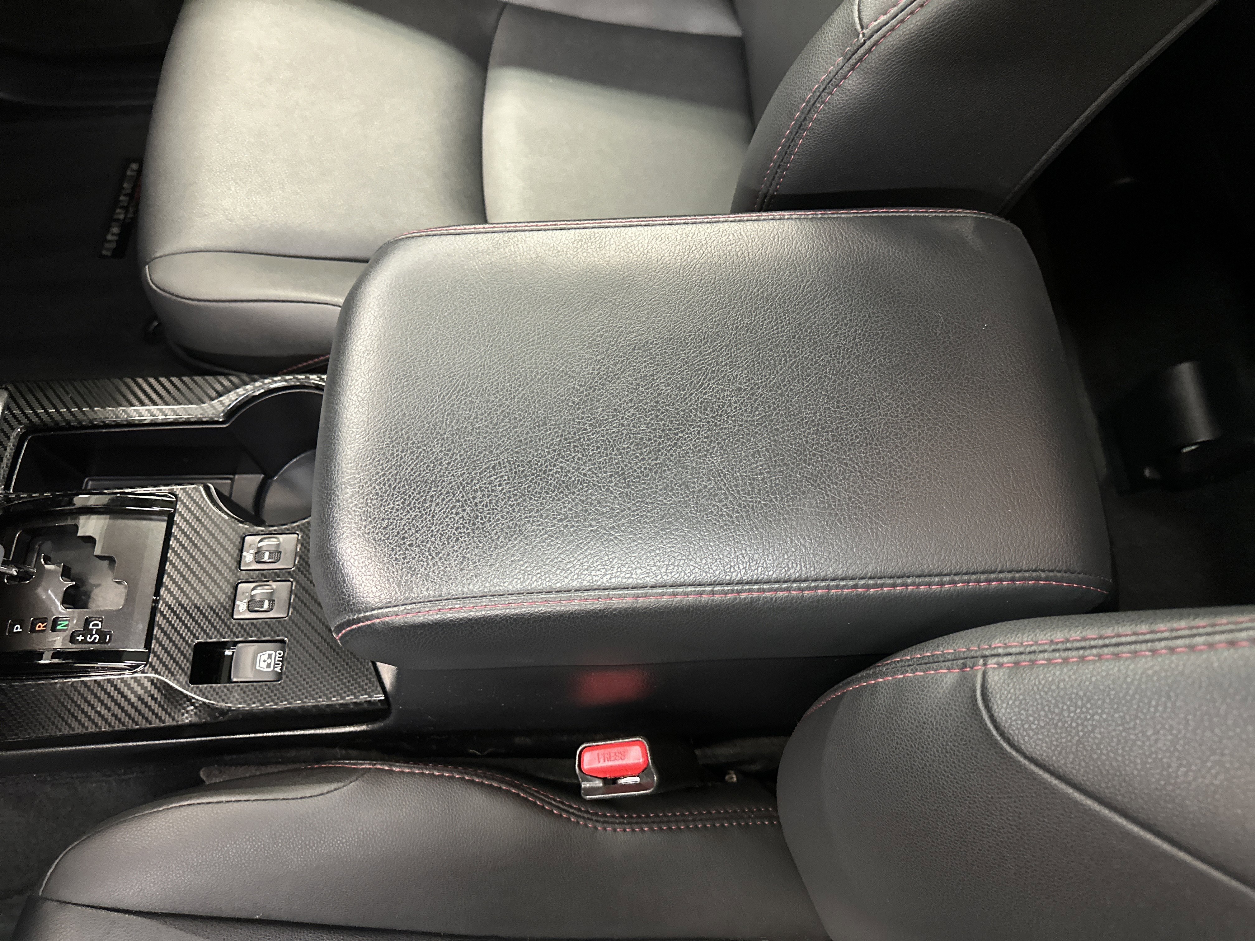 Used 2024 Toyota 4Runner TRD Off-Road Premium image 31