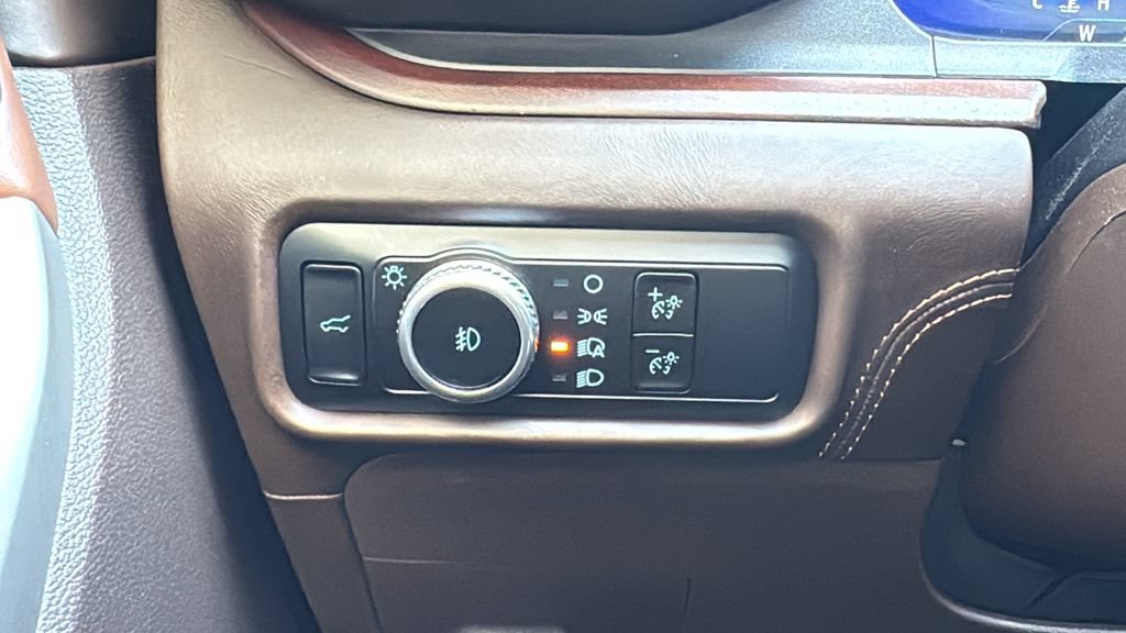 Certified 2023 Ford Explorer King Ranch RWD image 18
