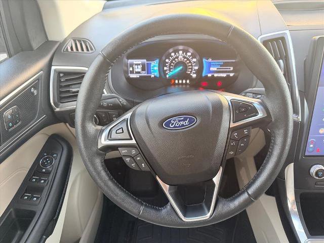 Certified 2022 Ford Edge Titanium w/ Equipment Group 301A image 24