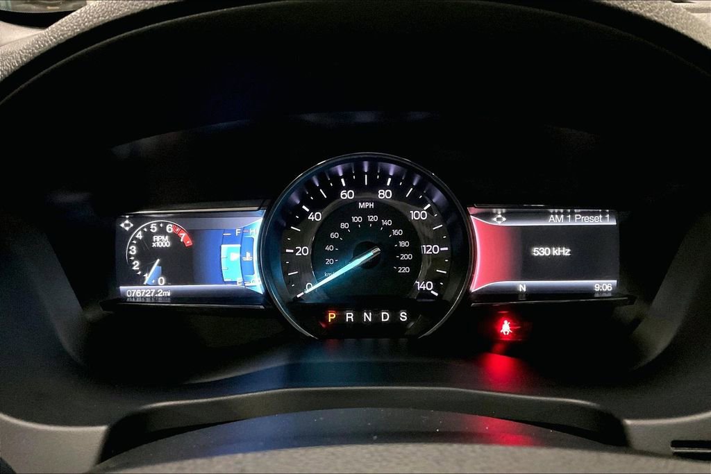 Certified 2018 Ford Explorer XLT w/ Equipment Group 202A AWD/4WD image 19