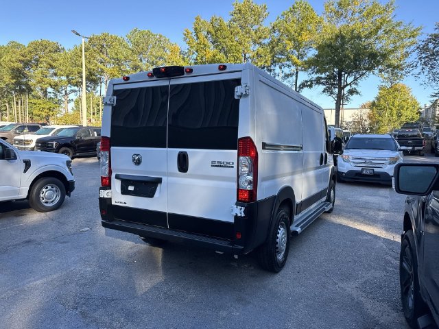 Used 2025 RAM ProMaster 2500 w/ U-Haul Equipment Group FWD image 8