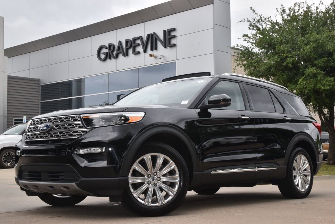 Certified 2024 Ford Explorer Limited w/ Limited Technology Package image 2