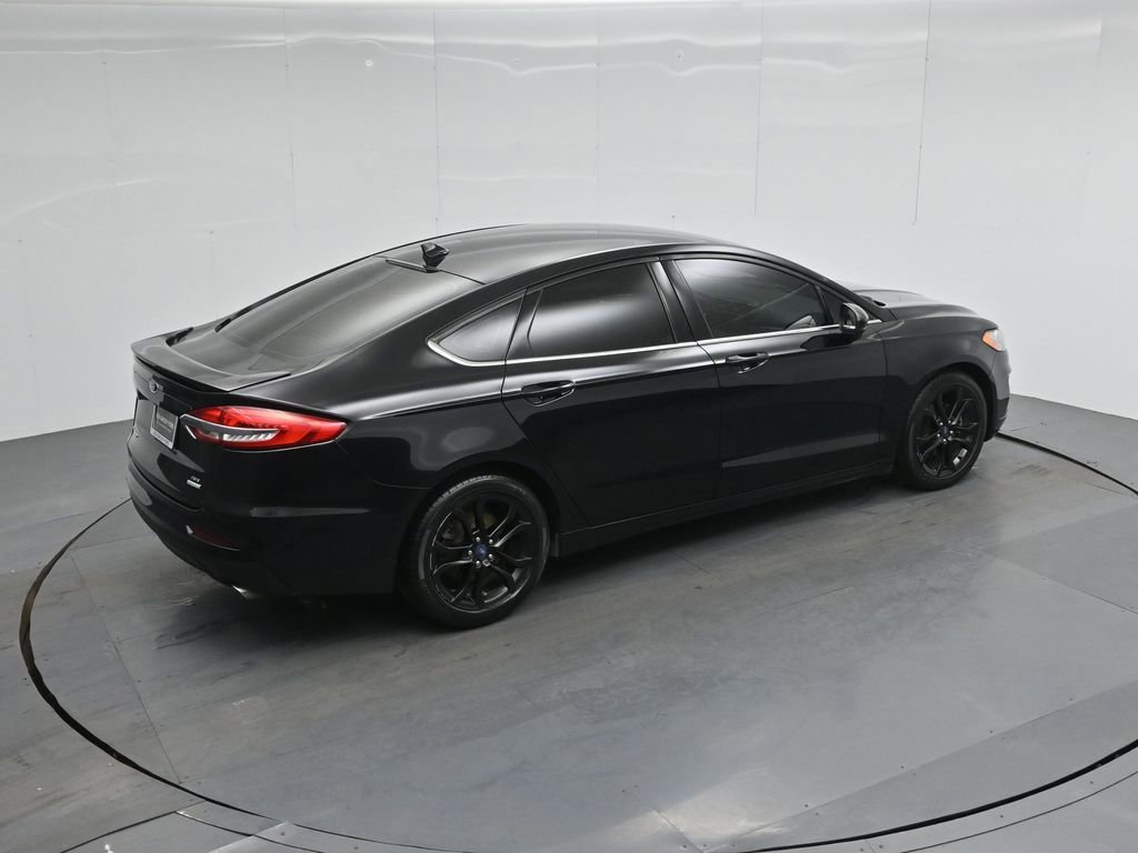 Certified 2020 Ford Fusion SE w/ Equipment Group 151A image 15