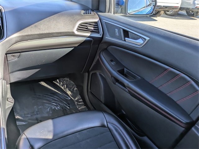 Certified 2022 Ford Edge ST-Line image 16