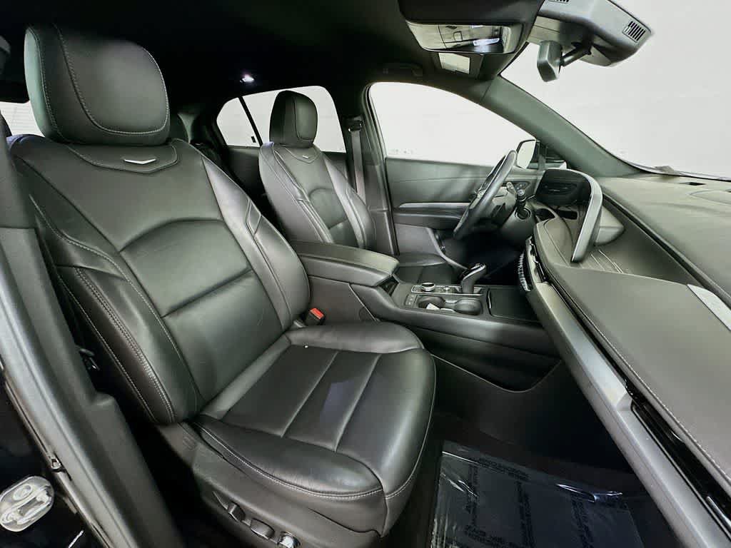 Used 2024 Cadillac XT4 Premium Luxury FWD image 15