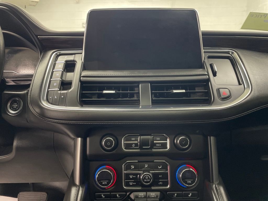 Used 2023 Chevrolet Suburban Z71 w/ Luxury Package image 23