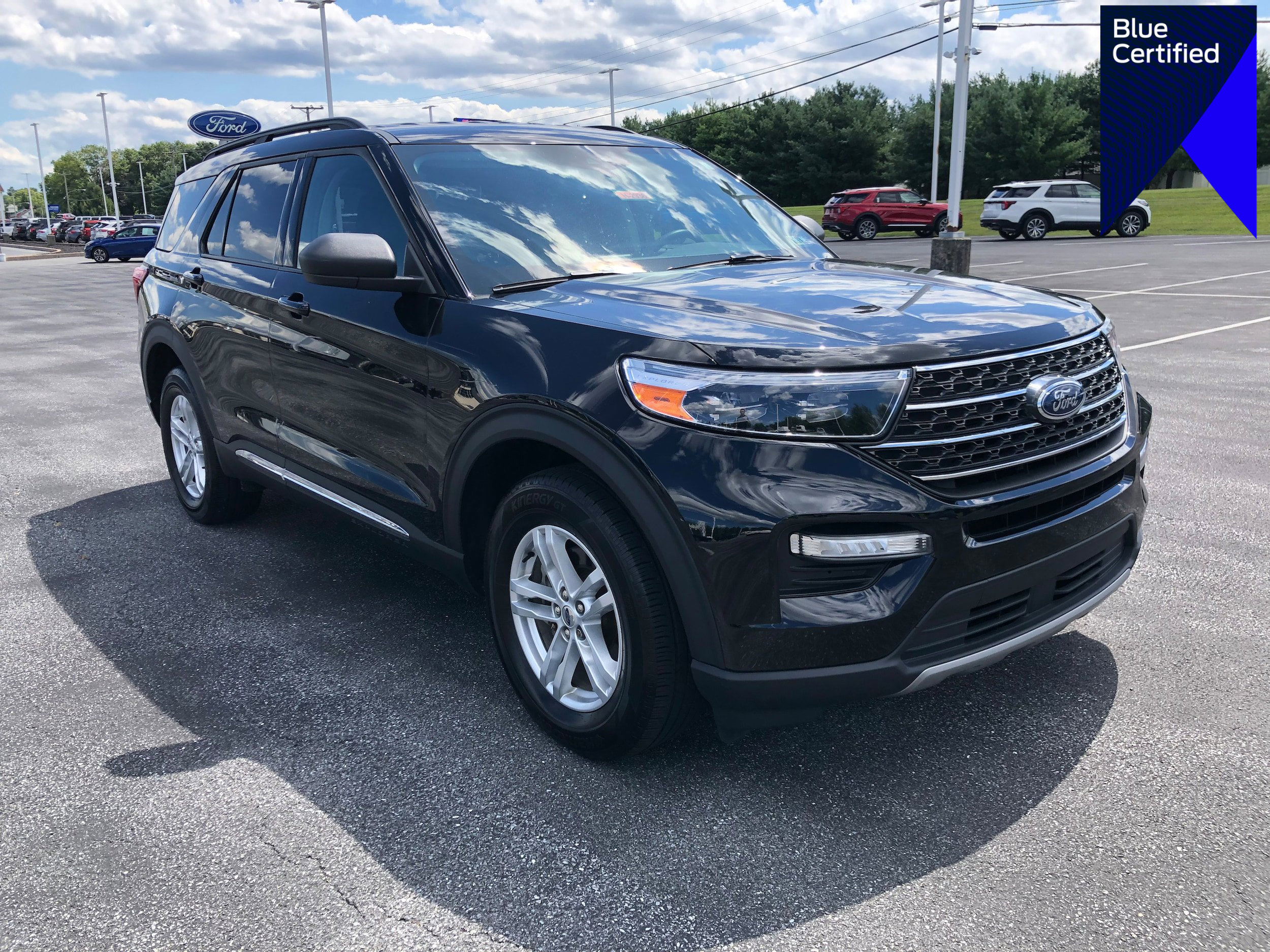 Certified 2023 Ford Explorer XLT w/ Equipment Group 202A image 1