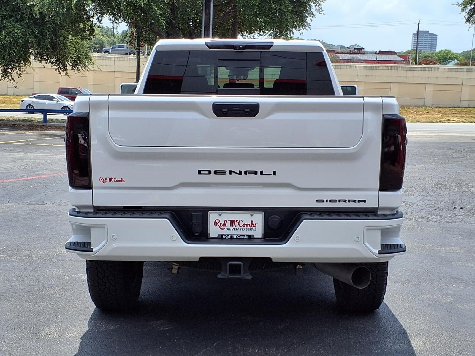 Used 2025 GMC Sierra 2500 Denali w/ Denali Reserve Package AWD/4WD image 7