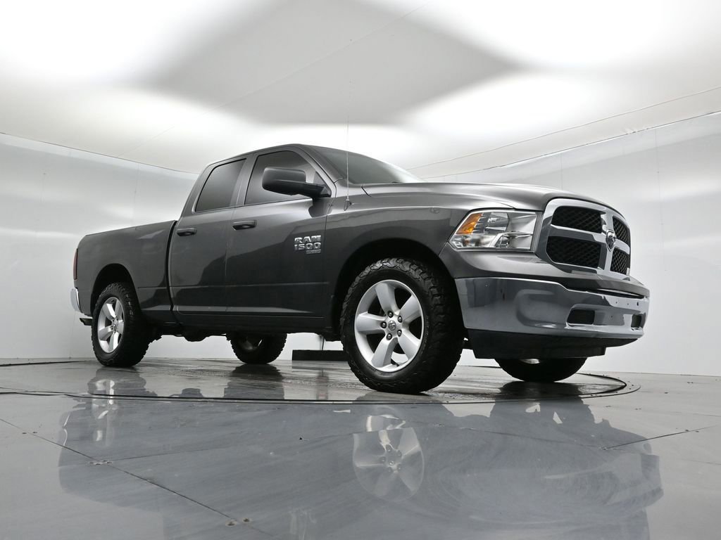 Used 2024 RAM 1500 Classic SLT image 5