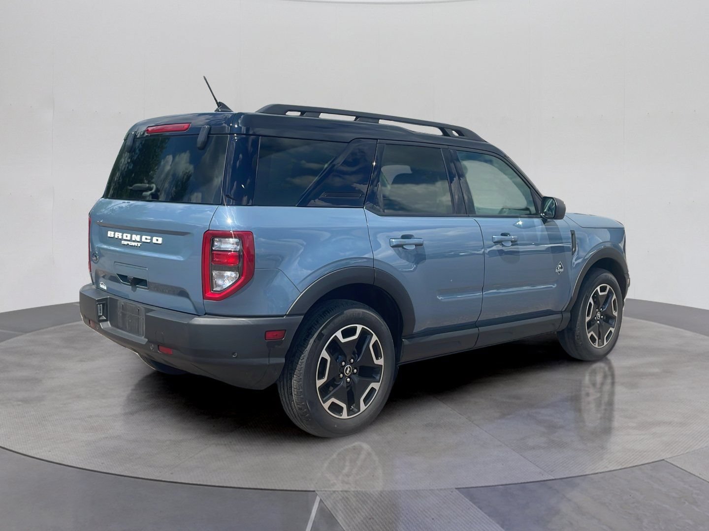 Certified 2024 Ford Bronco Sport Outer Banks w/ Tech Package AWD/4WD image 6