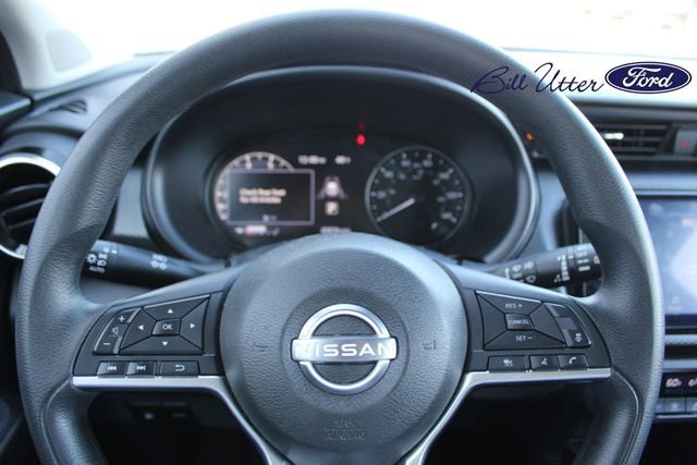 Used 2022 Nissan Kicks SV image 21