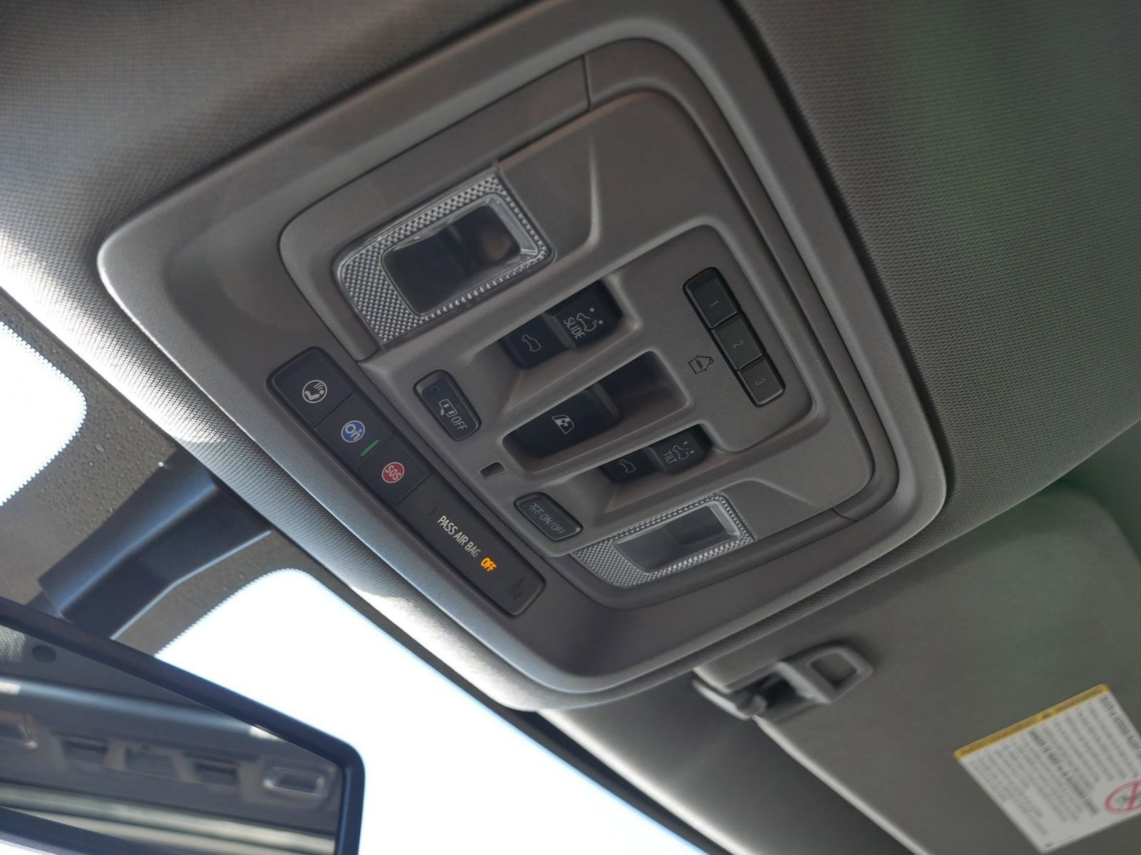 Used 2022 Chevrolet Silverado 3500 LTZ w/ LTZ Convenience Package image 35