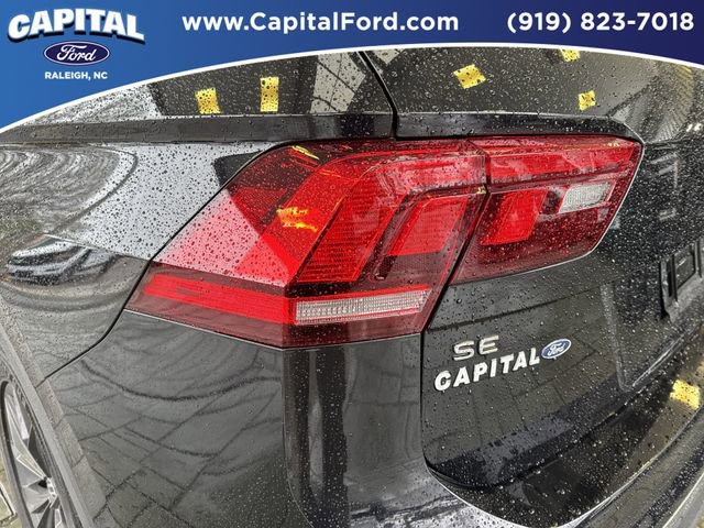 Used 2022 Volkswagen Tiguan SE image 16