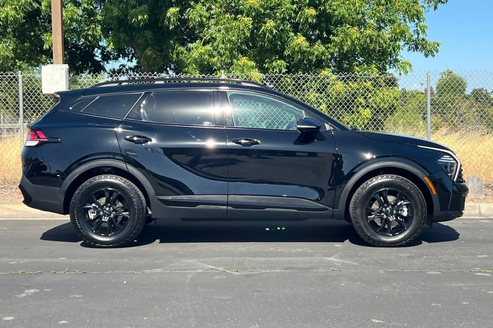 Used 2025 Kia Sportage X-Pro Prestige AWD/4WD image 8