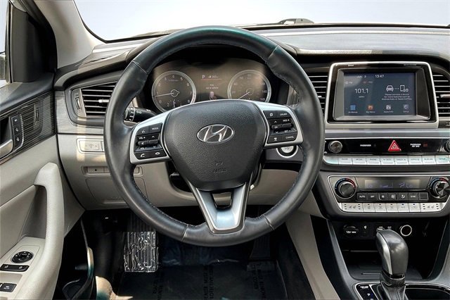 Used 2019 Hyundai Sonata Limited image 7