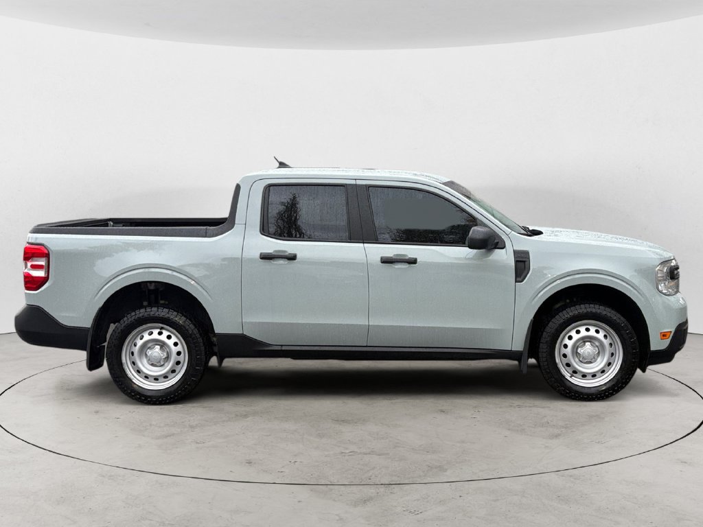 Certified 2024 Ford Maverick XL FWD image 4