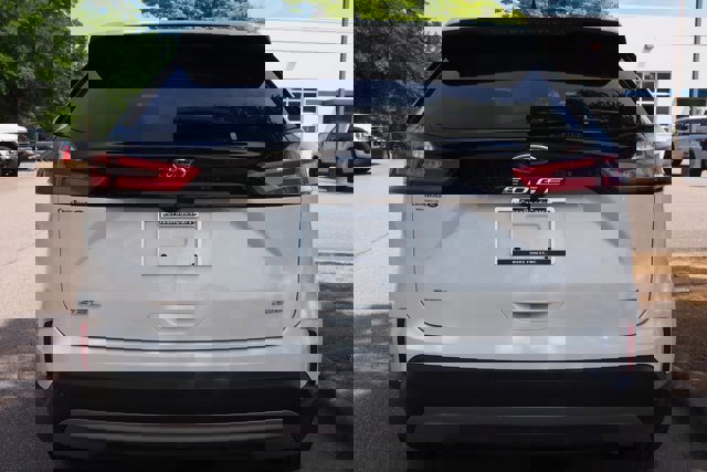 Certified 2024 Ford Edge SEL w/ Convenience Package image 4