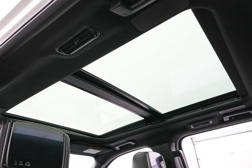 Certified 2023 Ford Expedition Max Platinum image 22