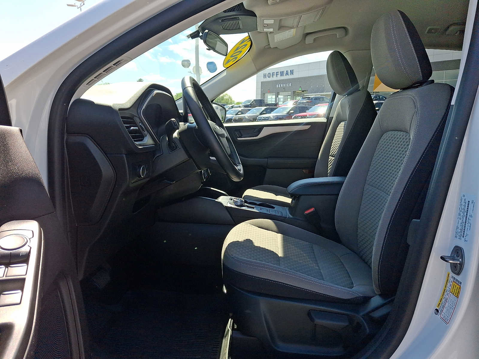 Certified 2022 Ford Escape SE w/ Cold Weather Package AWD/4WD image 13