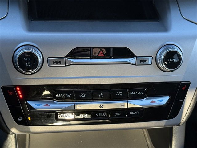 Certified 2022 Ford Explorer XLT w/ Equipment Group 202A image 12