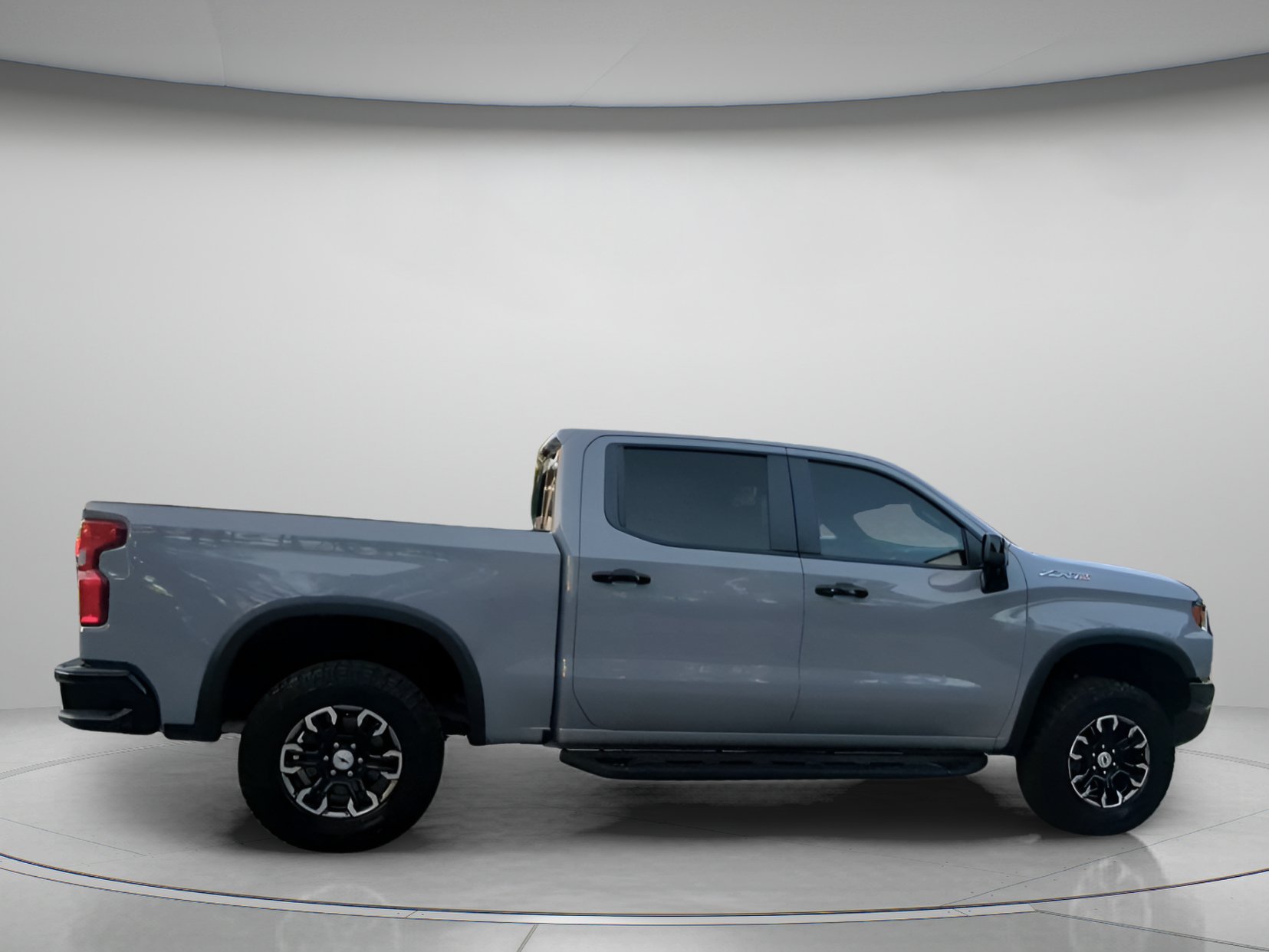Used 2024 Chevrolet Silverado 1500 ZR2 w/ Technology Package AWD/4WD image 31