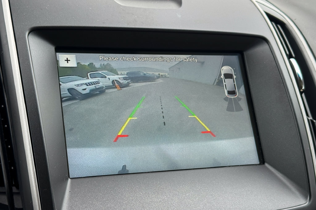 Certified 2018 Ford Edge SEL w/ Equipment Group 201A AWD/4WD image 33