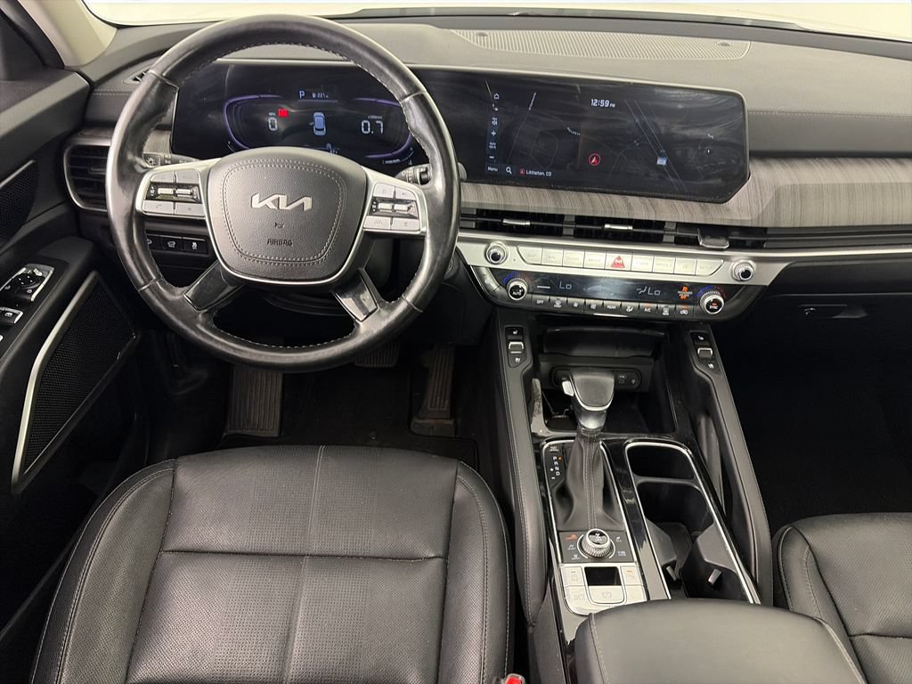 Used 2023 Kia Telluride EX w/ EX Captain's Chair Package AWD/4WD image 14