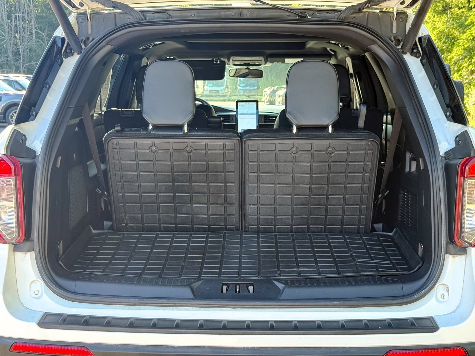 Certified 2022 Ford Explorer ST w/ Equipment Group 401A AWD/4WD image 13