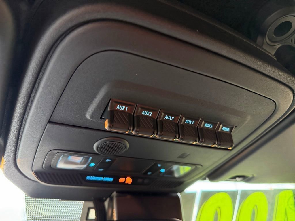 Certified 2024 Ford Bronco Raptor w/ Interior Carbon Fiber Pack 6 image 8