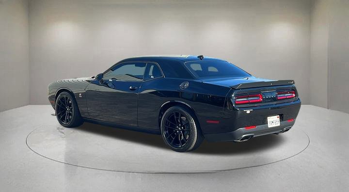Used 2022 Dodge Challenger R/T Scat Pack w/ Dynamics Package image 3